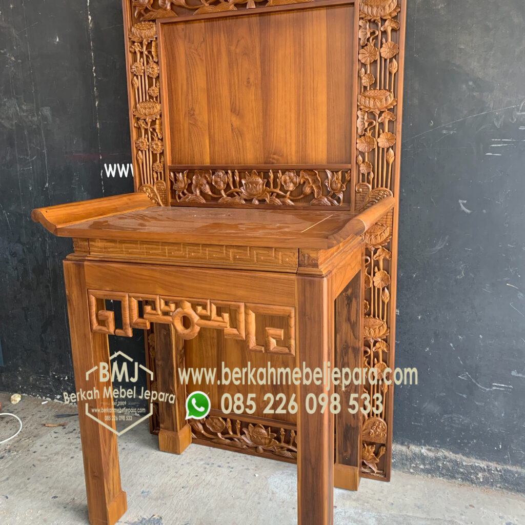 Meja Altar Jati