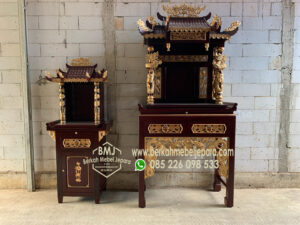 Meja Altar Tua pekkong